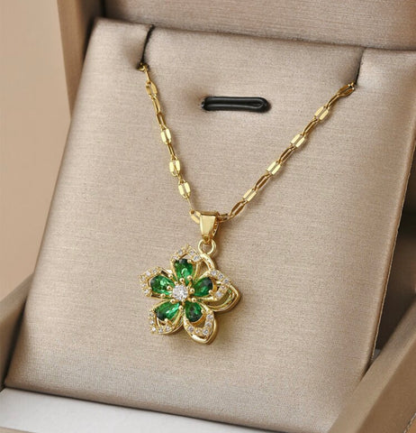 Green Rotating Flower Necklace