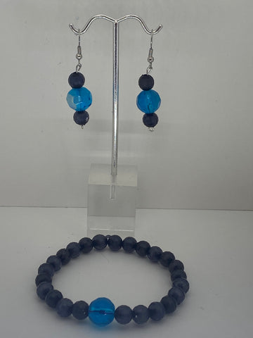 Blue and black jewelry set