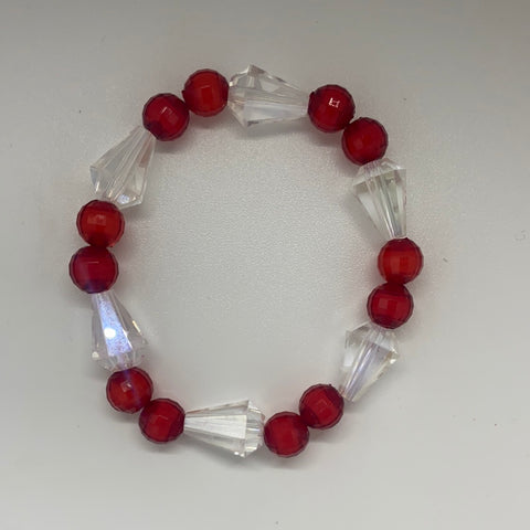 Clear diamond shape baed with red shiny beads bracelet