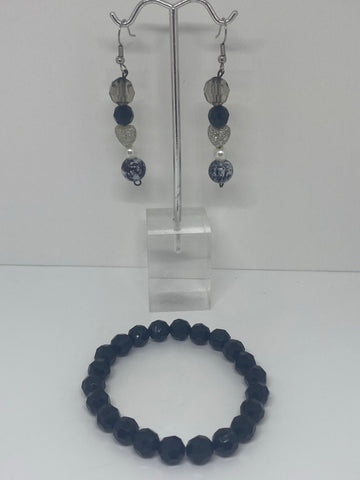 Black shiny bead with earrings (shiny sliver heart) with black bracelet And earrings