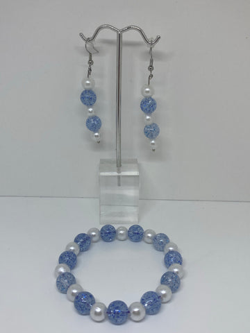 White pearls with glittery light blue pearls earrings and bracelet